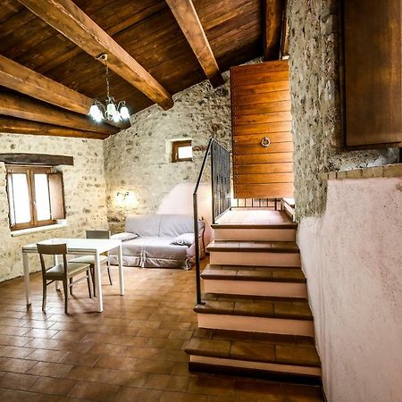 Le Aie Di Postignano Apartment Sellano ภายนอก รูปภาพ