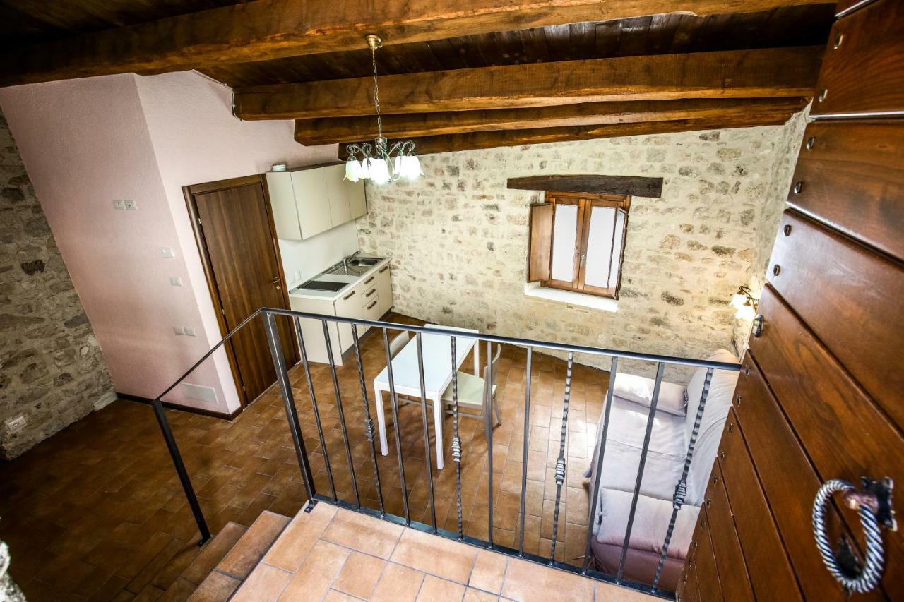 Le Aie Di Postignano Apartment Sellano ภายนอก รูปภาพ
